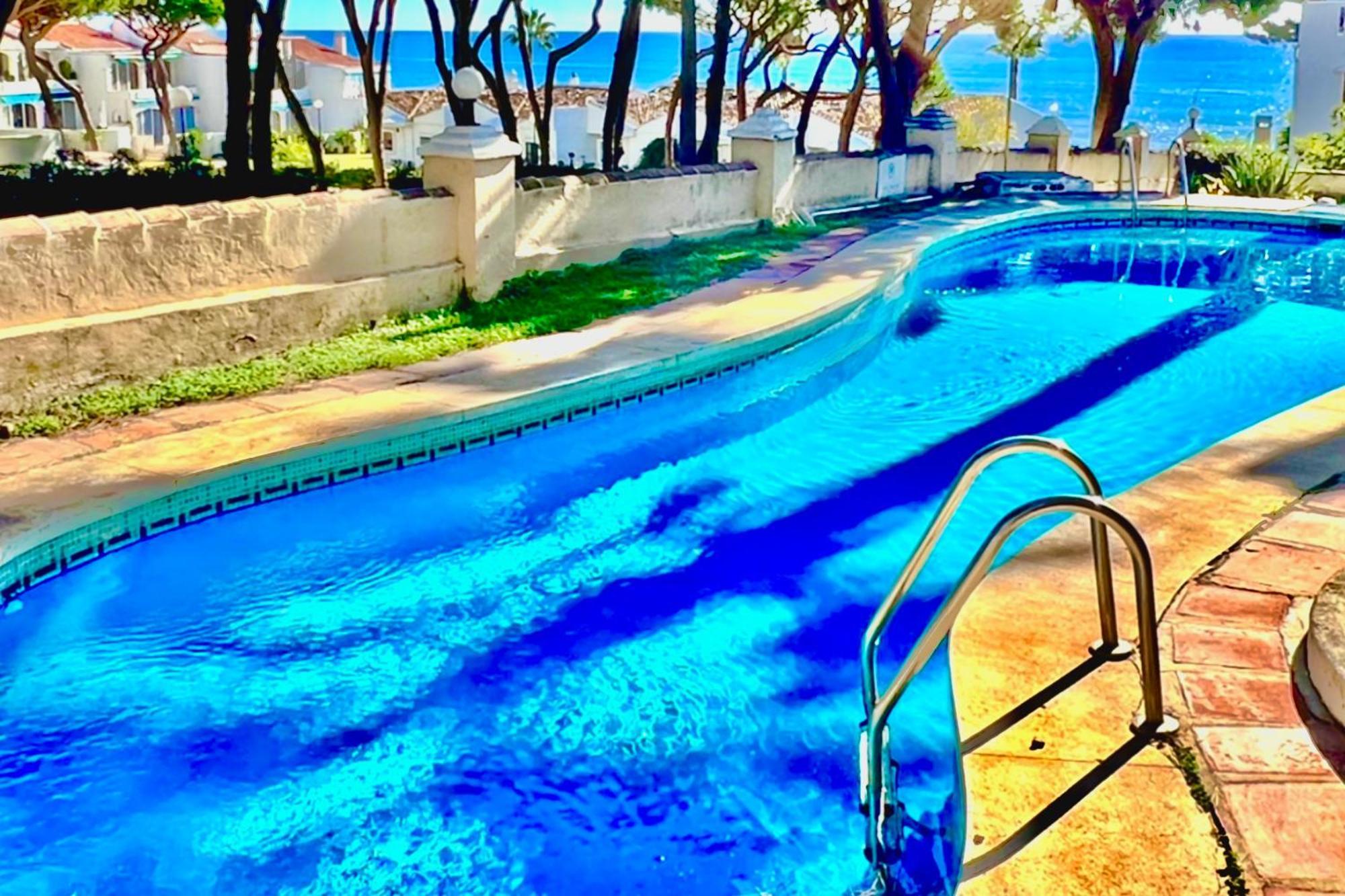 Mijas Costa - Beachside Apartment-B Ситио-де-Калаонда Экстерьер фото